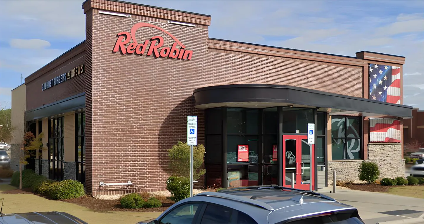 Exterior brick Red Robin building
